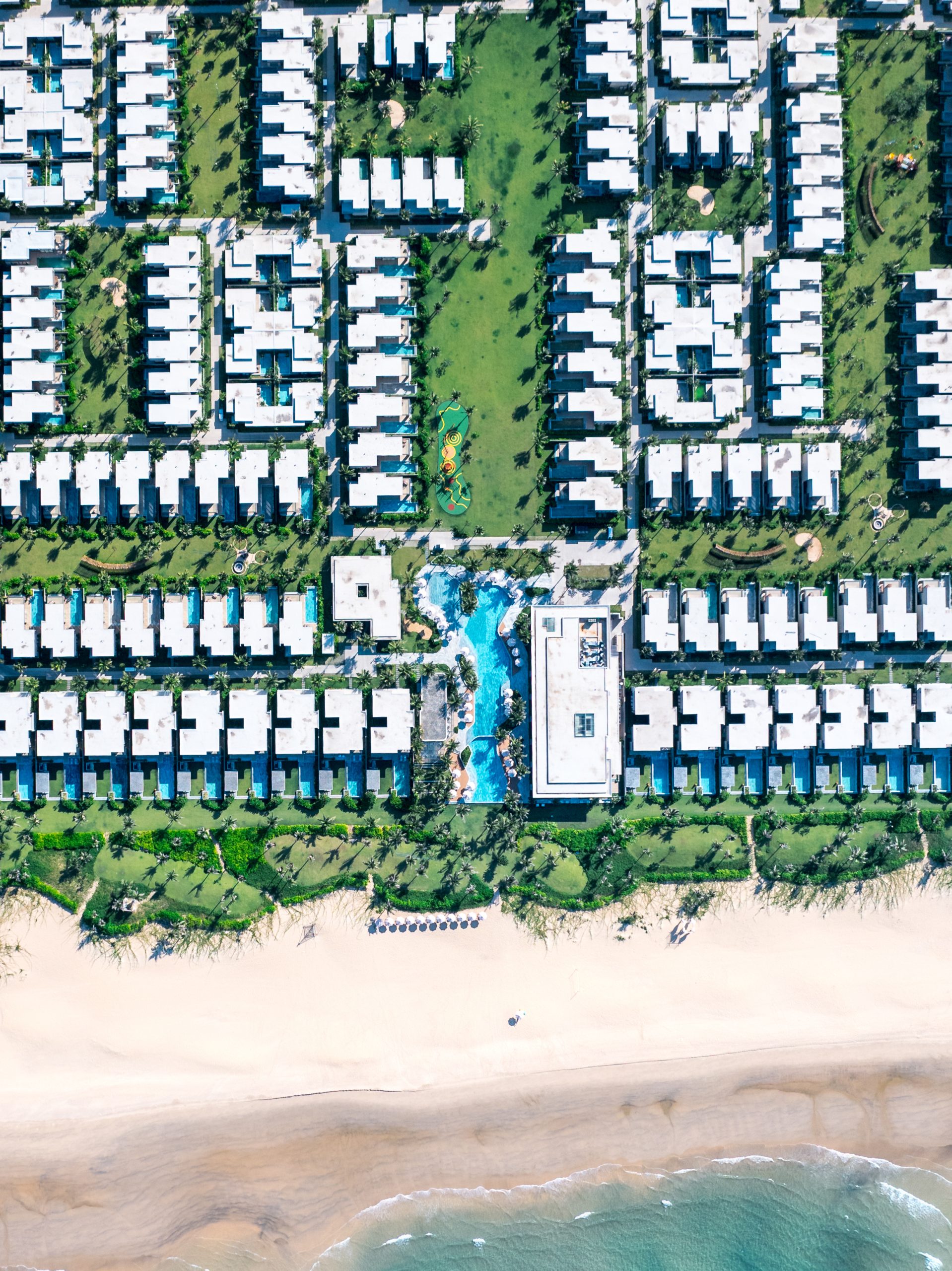 Phối cảnh tổng thể The Ocean Resort by Fusion Quy Nhon nhìn từ flycam